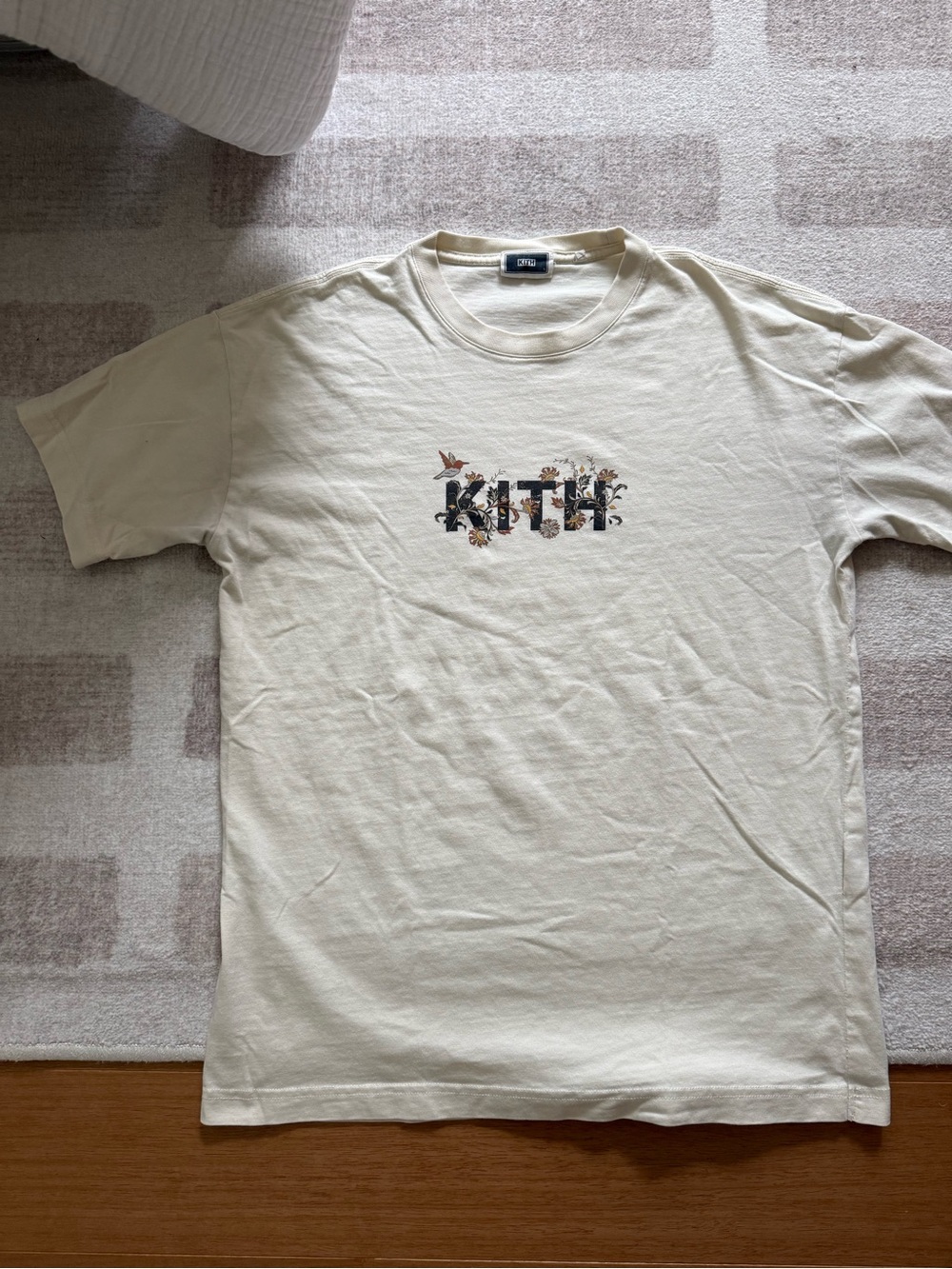 Kith Cream Short-Sleeve Tee with Floral Logo Small